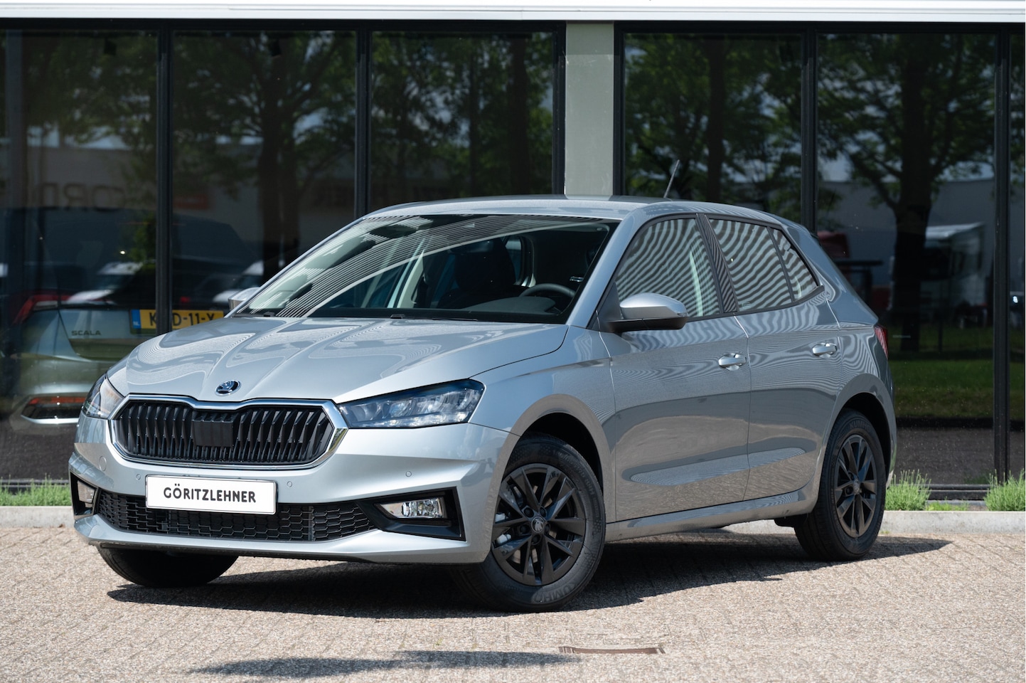 Skoda Fabia - 1.0 TSI Selection | Navi by App | Camera | Clima | Stoelverw. | PDC V+A | Keyless - AutoWereld.nl
