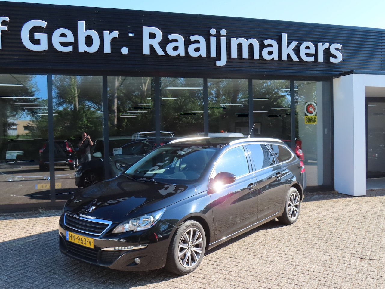 Peugeot 308 SW - 1.6HDI Executive Pack*Panorama*Navi*EXPORT/EX.BPM* - AutoWereld.nl