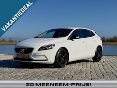 Volvo V40 - 2.0 T2 Kinetic|Cruise|Bluetooth|Grote Beurt|190PK