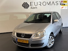Volkswagen Polo - 1.4-16V Optive Automaat Airco 5d Nieuwe Apk