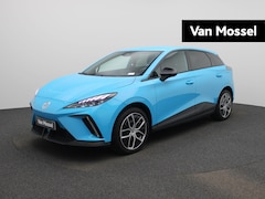 MG MG4 - 64 kWh Luxury | Rondom Camera | Stoelverwarming | Cruise Control | Apple Carplay/Android A