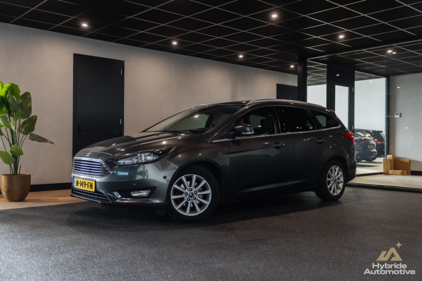 Ford Focus Wagon - 1.0 Titanium Edition | Stuur/Stoel/Ruit Verw | Cruise | - AutoWereld.nl