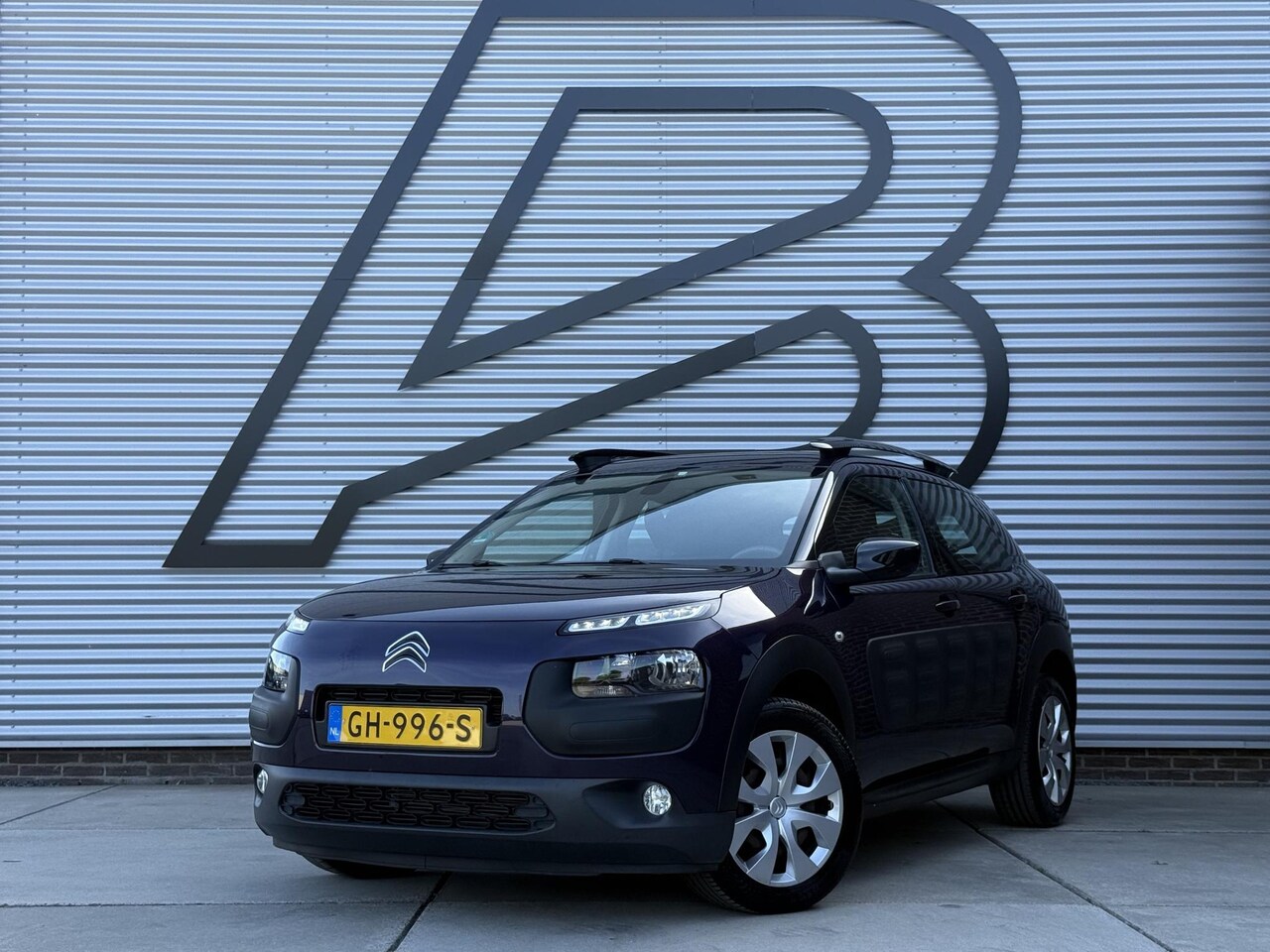 Citroën C4 Cactus - 1.2 PureTech Business 2e Eigenaar|Navi|Camera|Trekhaak|Clima|Cruise|Dealer Onderhouden|N.A - AutoWereld.nl