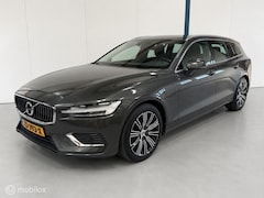 Volvo V60 - 2.0 T8 AWD Inscription PANO / ADAPTIVE CRUISE / NL-AUTO