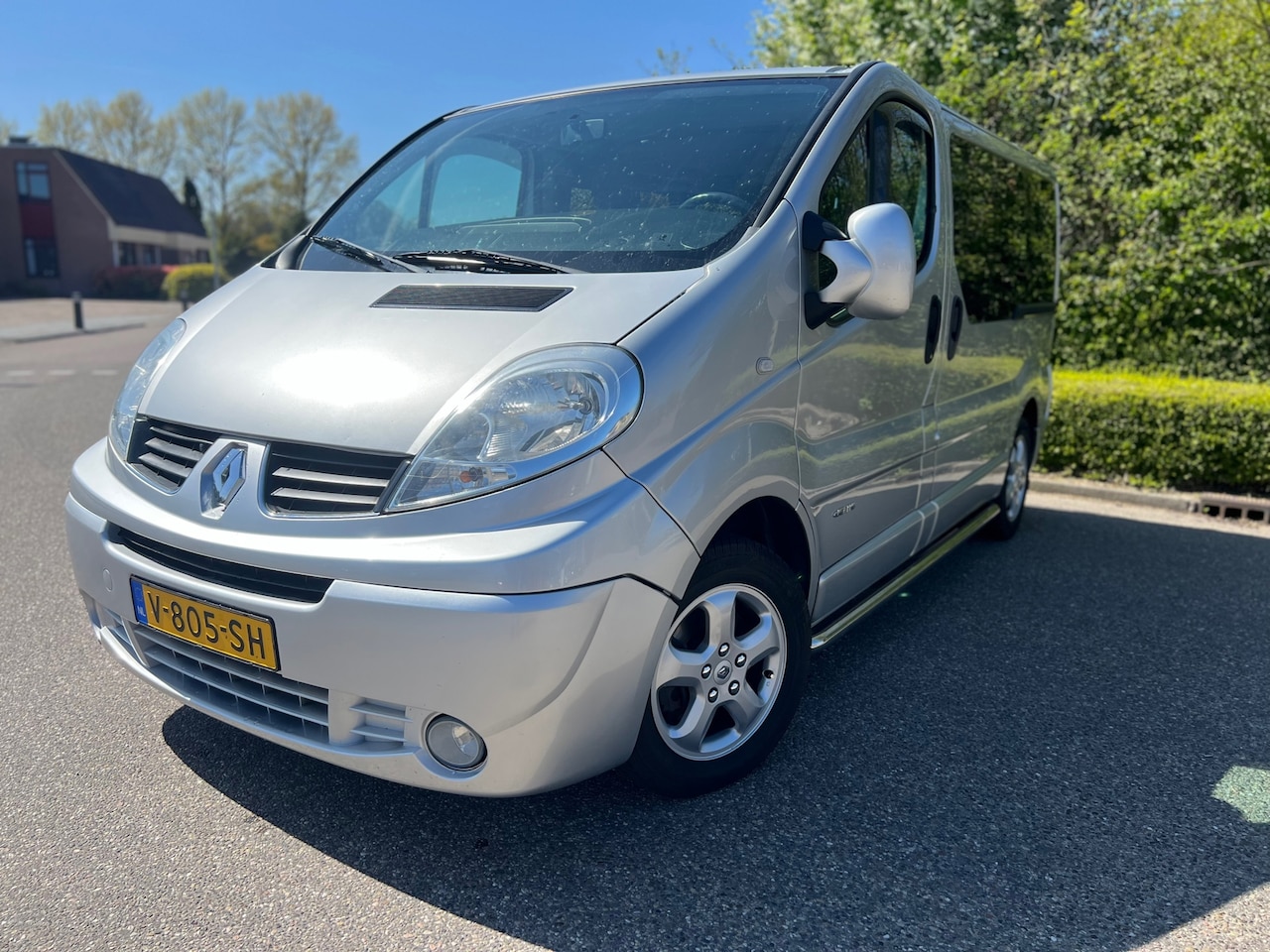 Renault Trafic - 2.0 dCi T29 L1H1 I Rolstoel aangepaste bus I Automaat - AutoWereld.nl