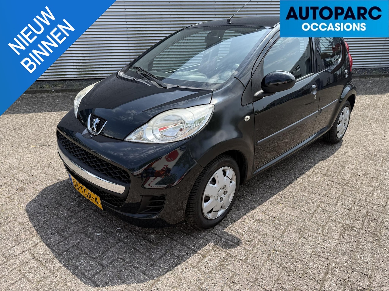 Peugeot 107 - 1.0-12V XS 1.0-12V XS , 111.168 KM, 5 DRS, AIRCO, BOEKJES, KEURIG ONDERHOUDEN, GOED RIJDENDE 107 MET - AutoWereld.nl