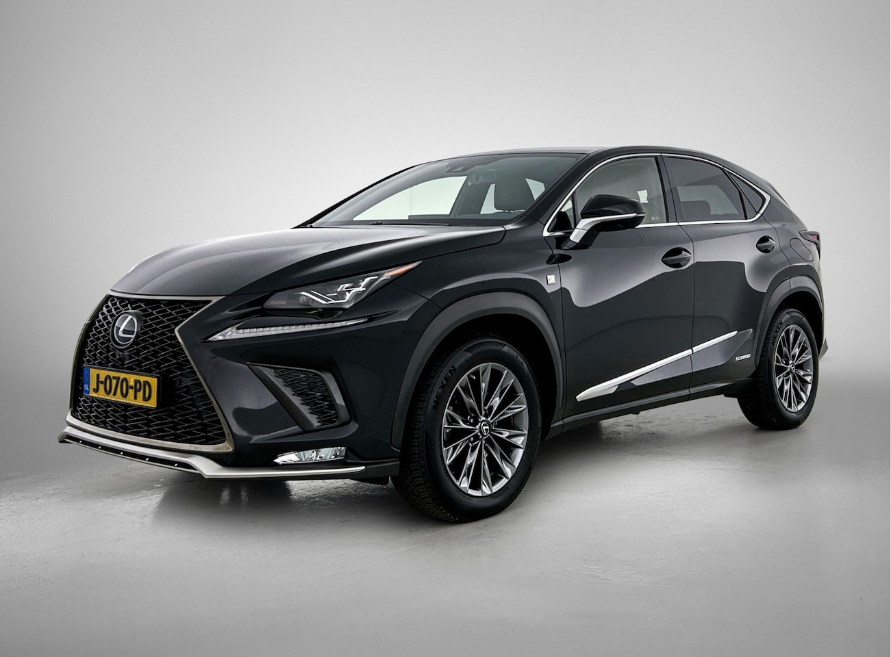 Lexus NX - 300h AWD F Sport Premium | Stoelgeheugen | Mark Levinson | Stoelkoeling | - AutoWereld.nl