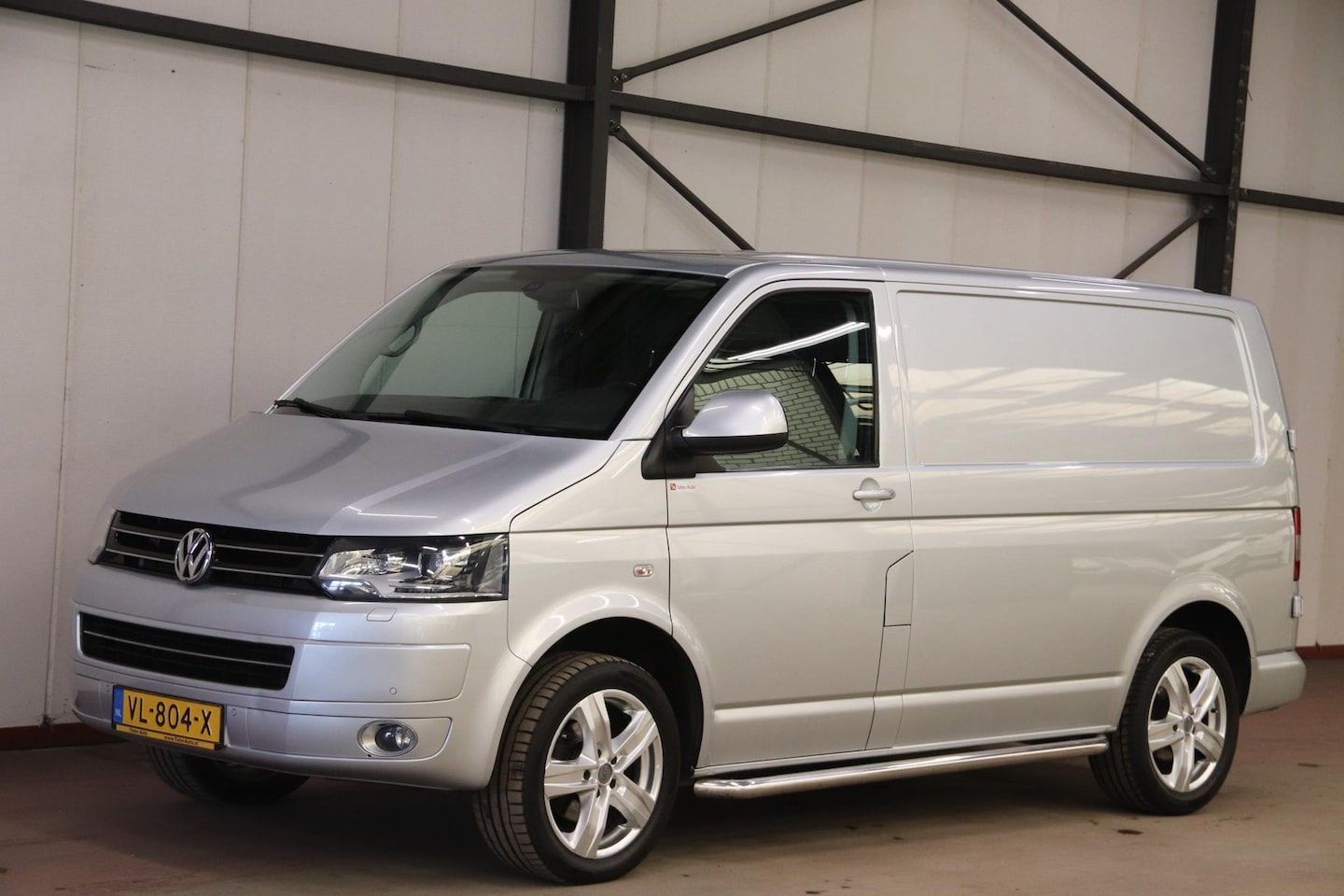 Volkswagen Transporter - 2.0 TDI AUTOMAAT DSG AIRCO TREKHAAK LUXE Volkswagen Transporter 2.0 TDI AUTOMAAT DSG AIRCO - AutoWereld.nl