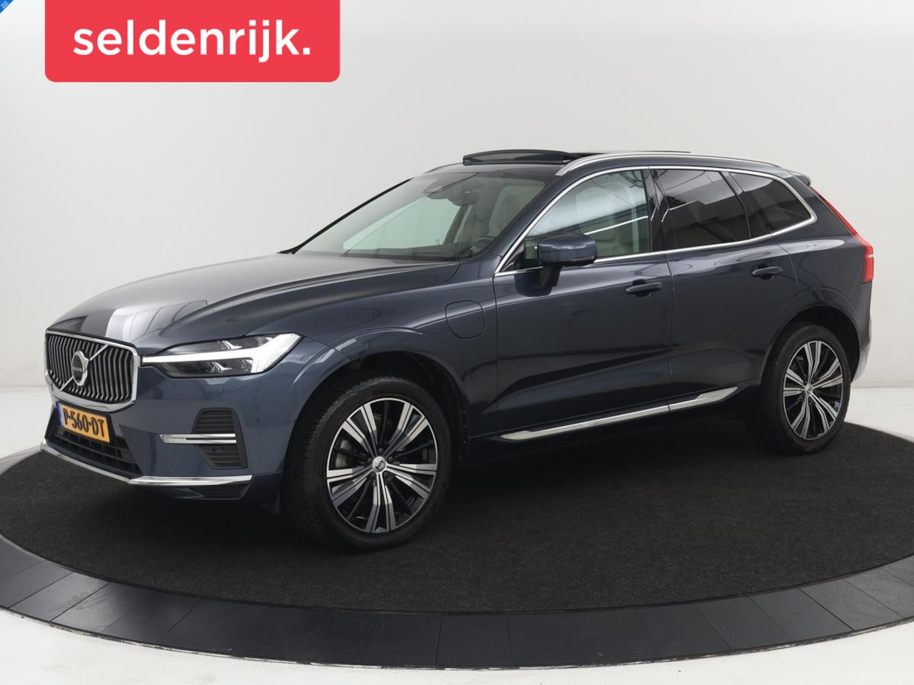 Volvo XC60 - 2.0 T6 Plug-in hybrid AWD Inscription | SOH 95,7 | Panoramadak | Head-Up | Leder | Trekhaa - AutoWereld.nl