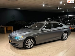 BMW 5-serie - 530d|HUD|ACC|TREKHAAK|OPENDAK|SOFTCLOSE|BOMVOL