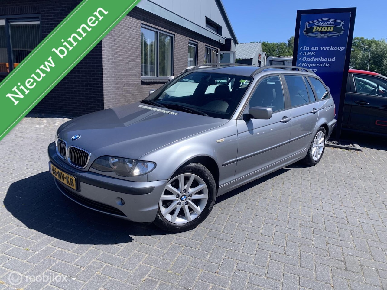 BMW 3-serie Touring - 316i Black&Silver II A/C|Cruise|Trekhaak - AutoWereld.nl
