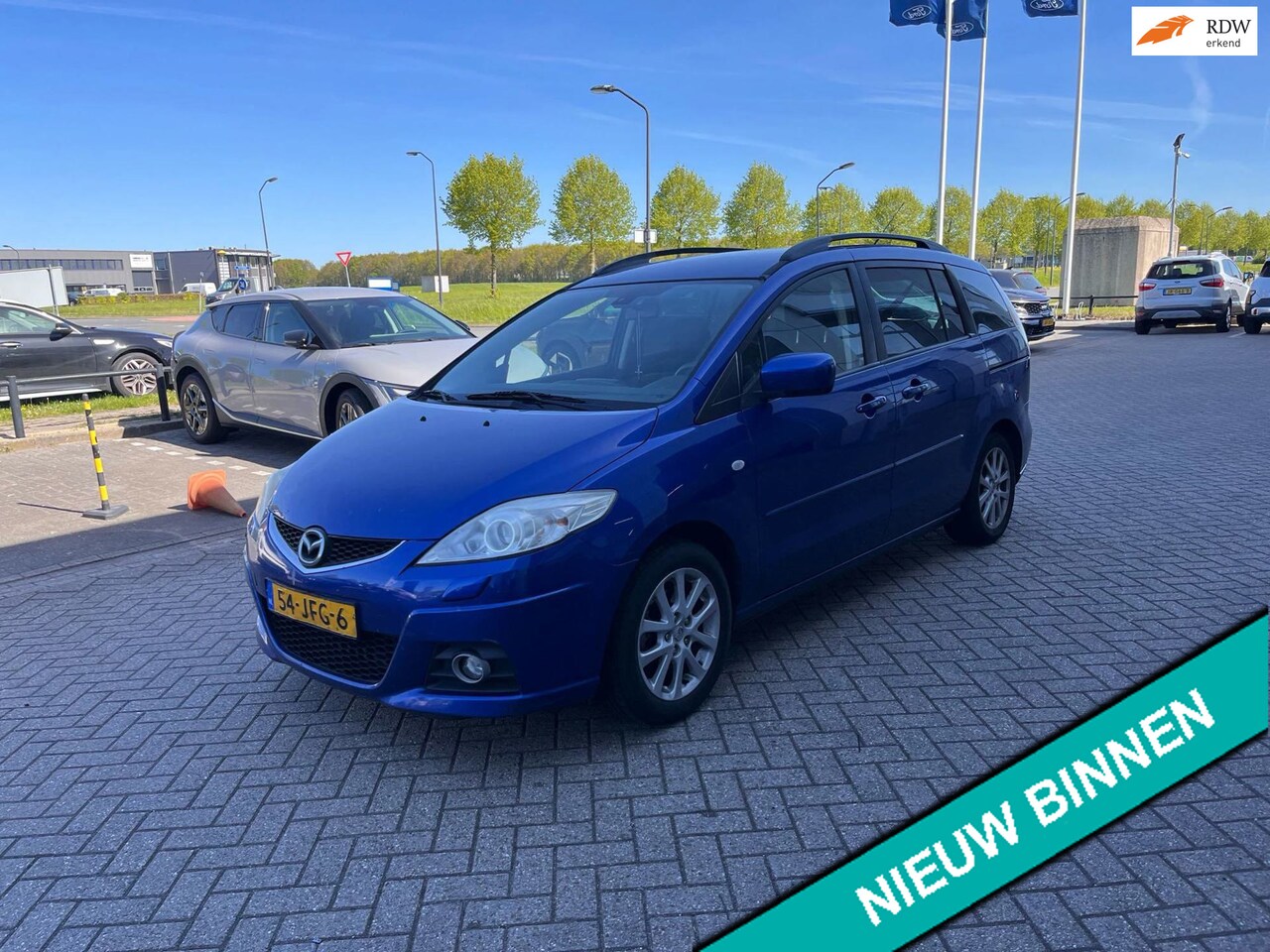 Mazda 5 - 1.8i 7-Persoons 1e eigenaar Clima Trekhaak 1300kg. Hoge instap - AutoWereld.nl