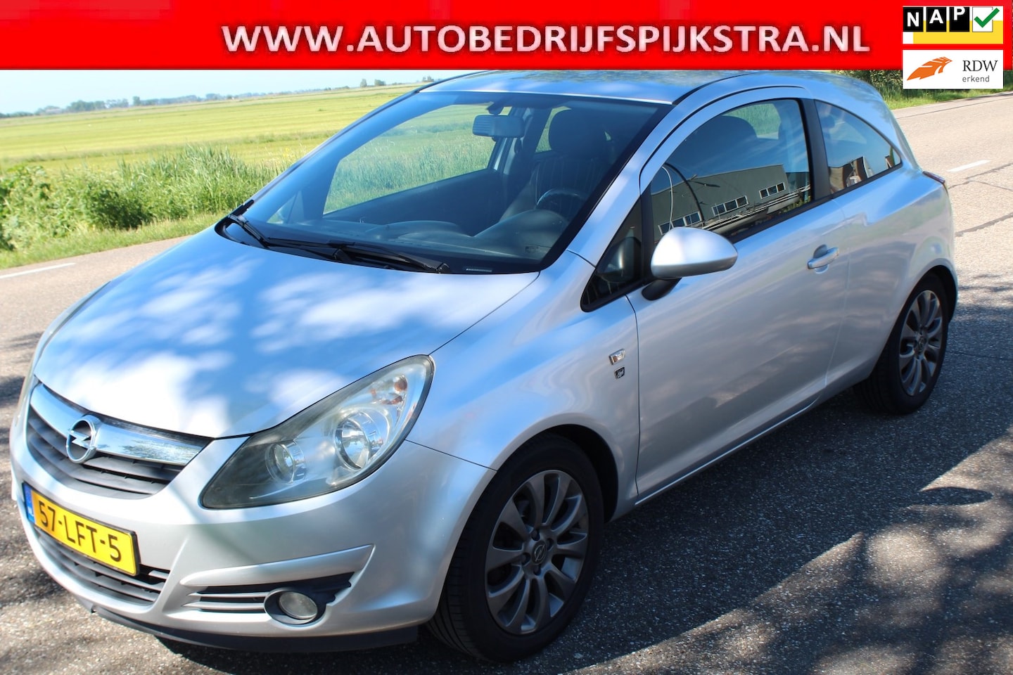 Opel Corsa - 1.2-16V '111' Edition 1.2-16V '111' Edition - AutoWereld.nl
