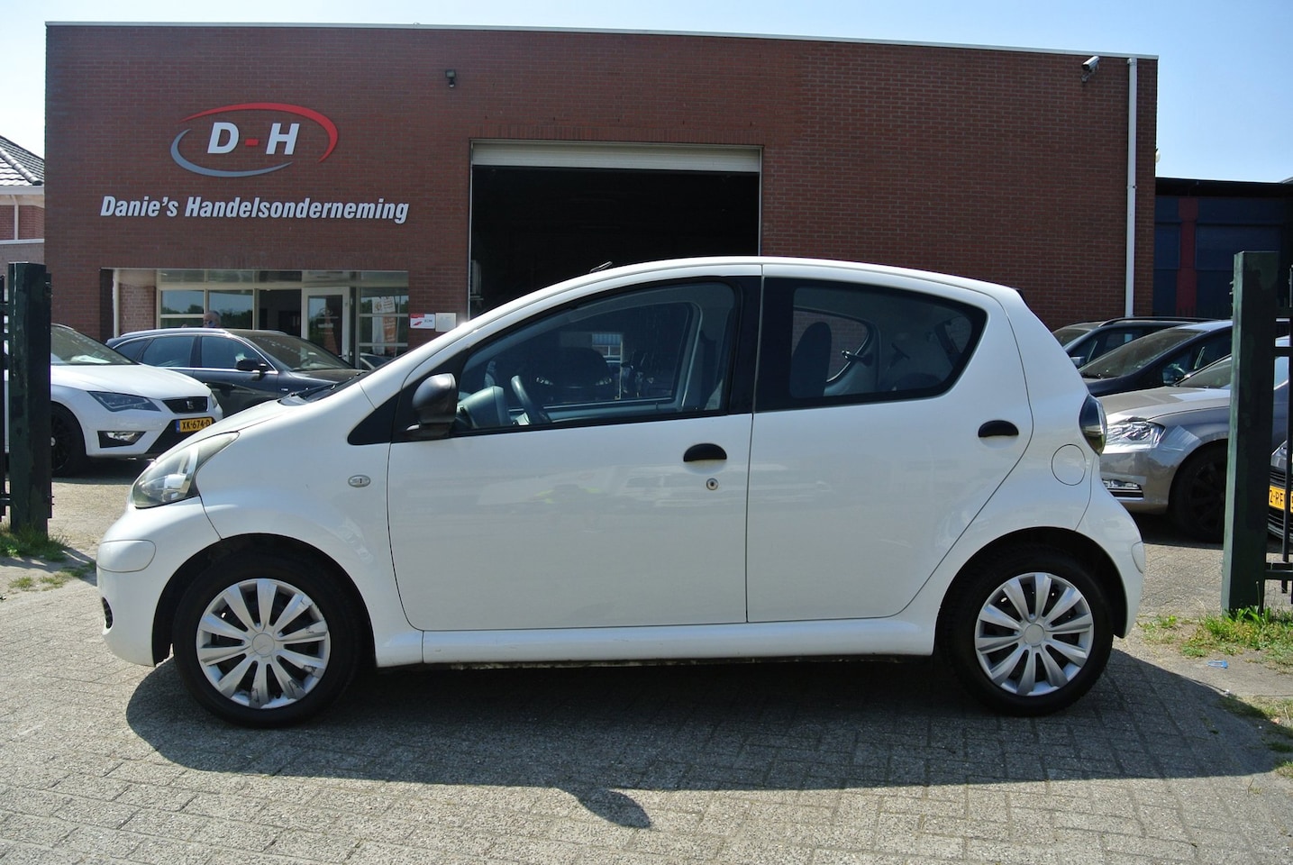 Toyota Aygo - 1.0-12V Cool airco inruil mogelijk nap - AutoWereld.nl