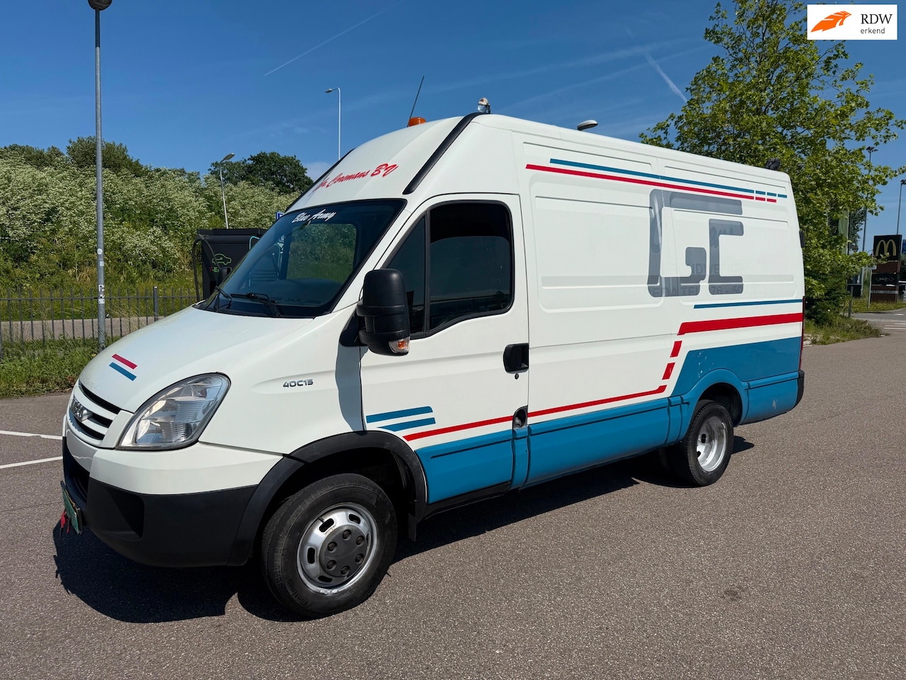 Iveco Daily - 40C15V 330 H3!COOL AIRCO!ELECKTRISH RAAM&SPIEGEL!BDL LUCHT!CRUIS CONTROLE!107KW&146PK!2 SL - AutoWereld.nl