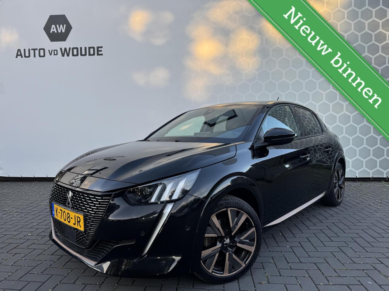 Peugeot 208 - 1.2 PureTech Active Pack GT-line Panoramadak - AutoWereld.nl