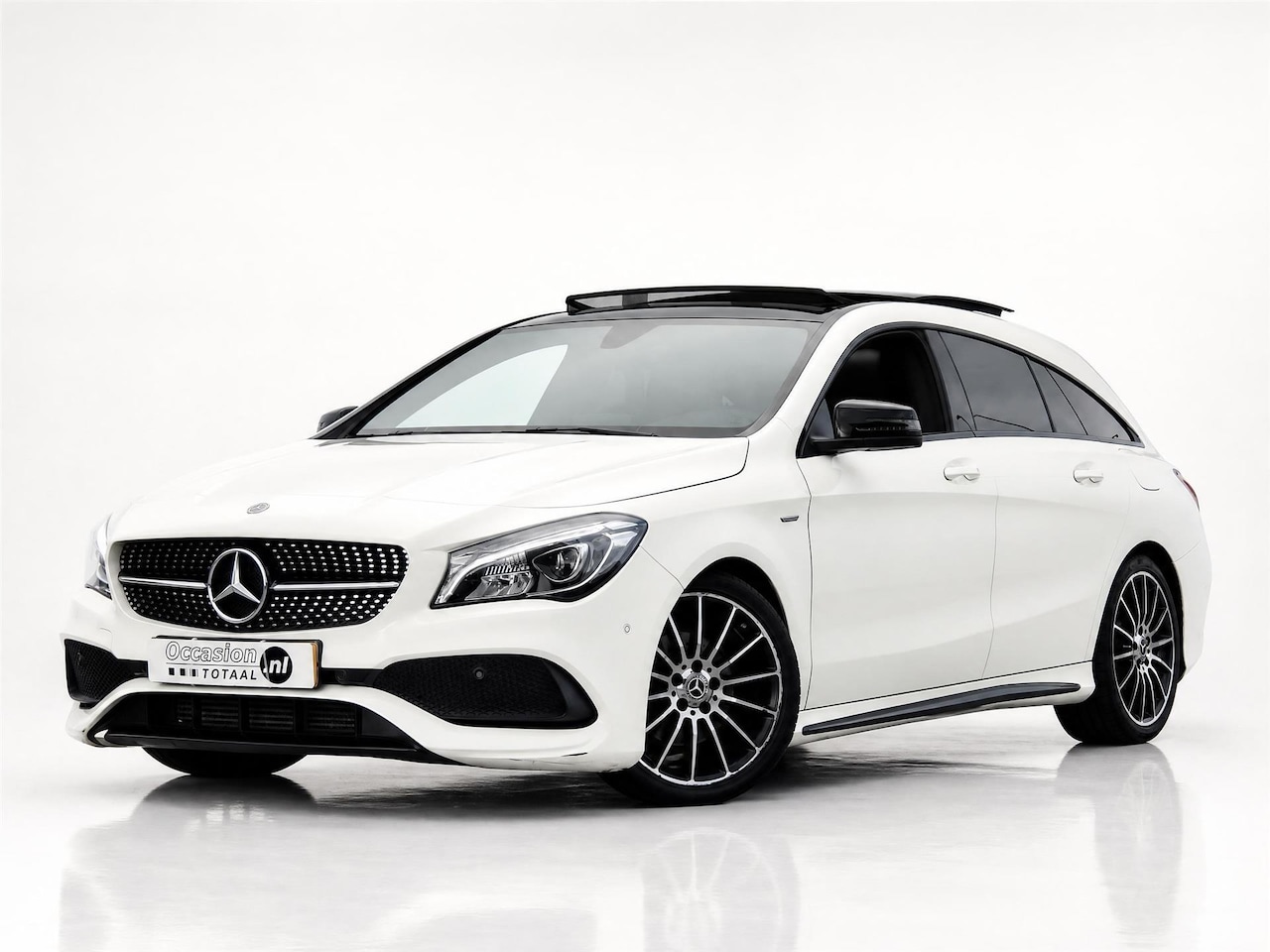 Mercedes-Benz CLA-klasse Shooting Brake - 200 Prestige | Automaat | AMG | Night Pakket | Camera | Panorama - AutoWereld.nl