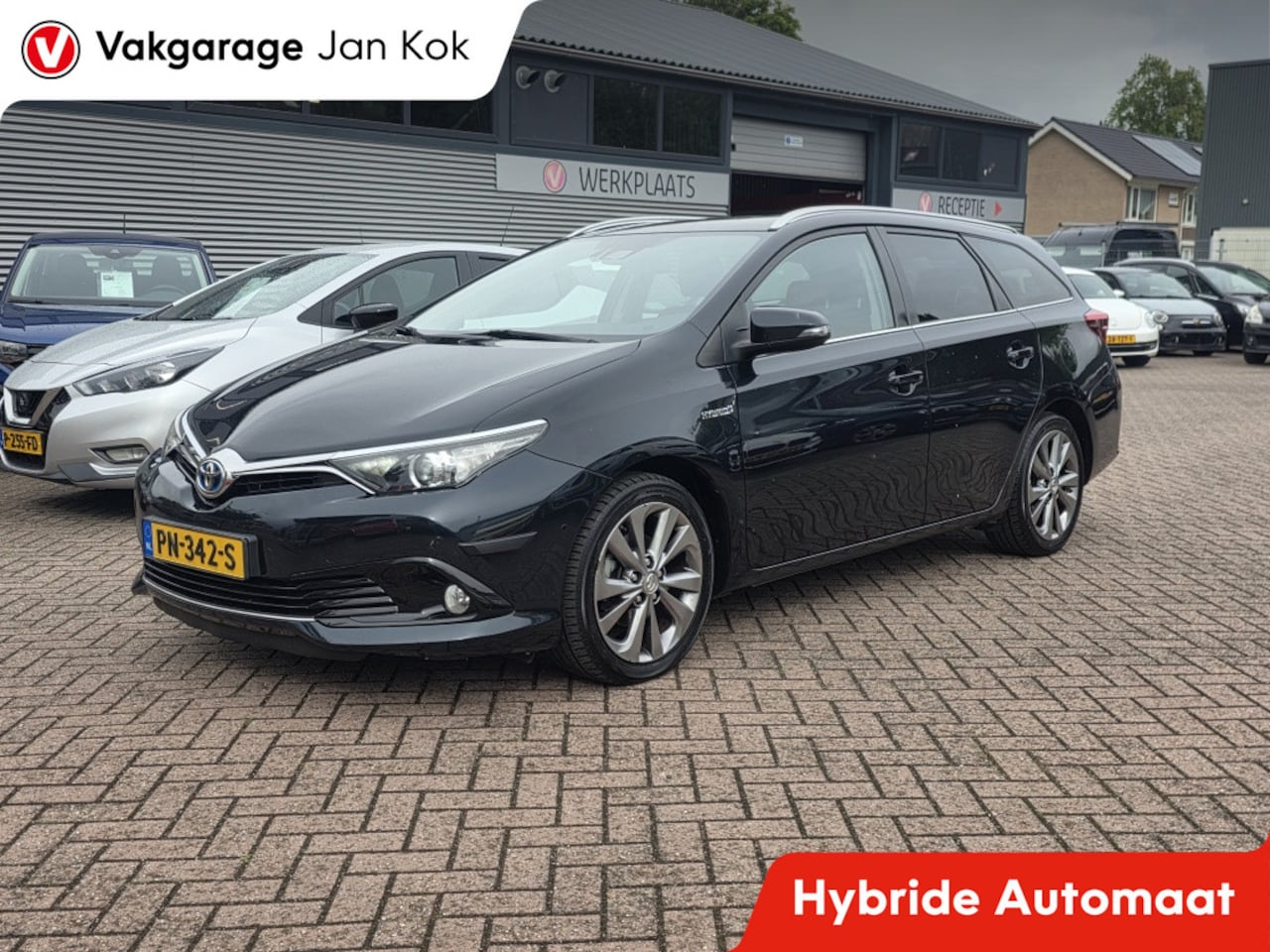 Toyota Auris Touring Sports - 1.8 Hybr. Business, navi, airco. - AutoWereld.nl