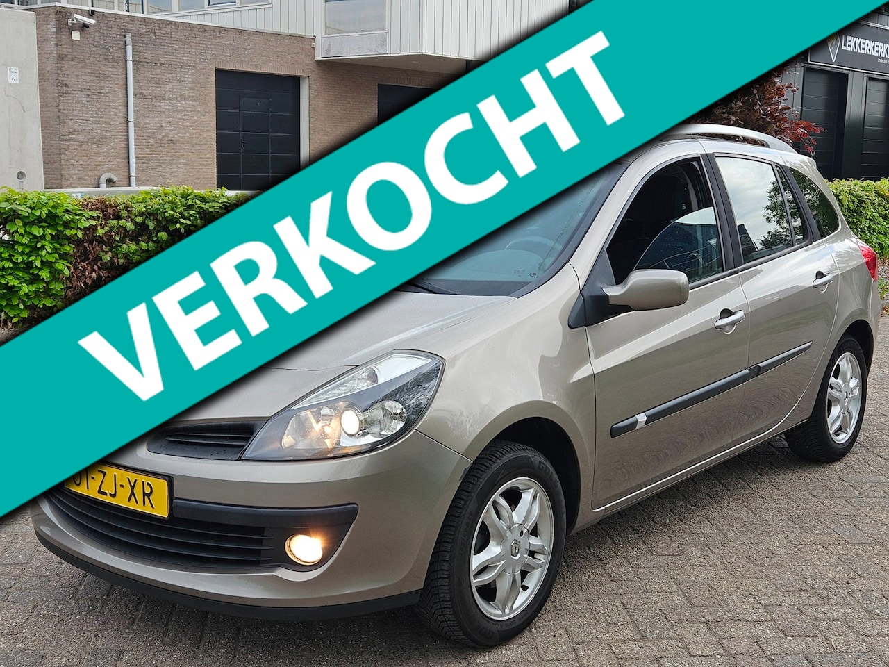 Renault Clio Estate - 1.6-16V Dynamique 1.6-16V Dynamique Nieuwe apk - AutoWereld.nl