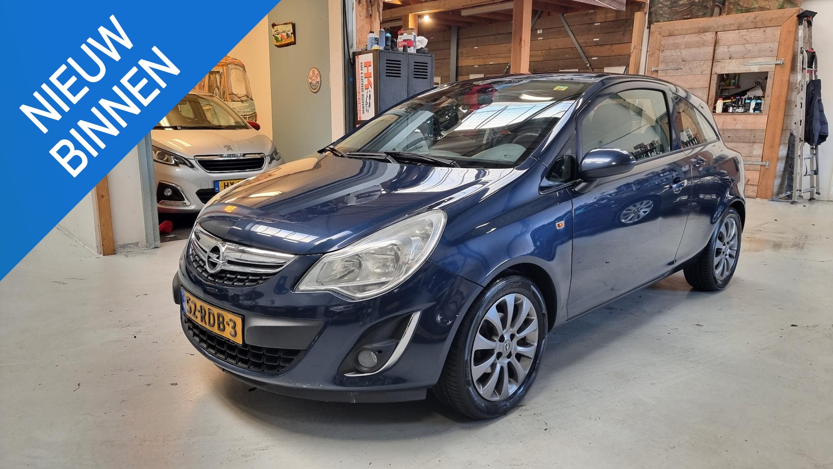 Opel Corsa - 1.4-16V Connect Edition Navi, Bluetooth, LMV, airco.... - AutoWereld.nl