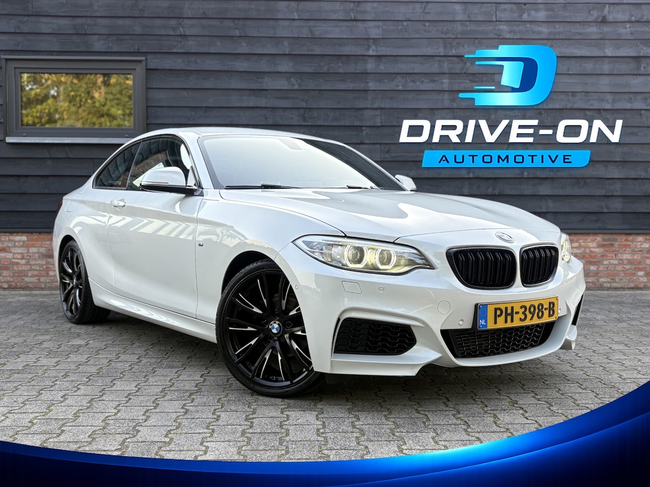 BMW 2-serie Coupé - 218i - M sport - Aut - NAP - AutoWereld.nl