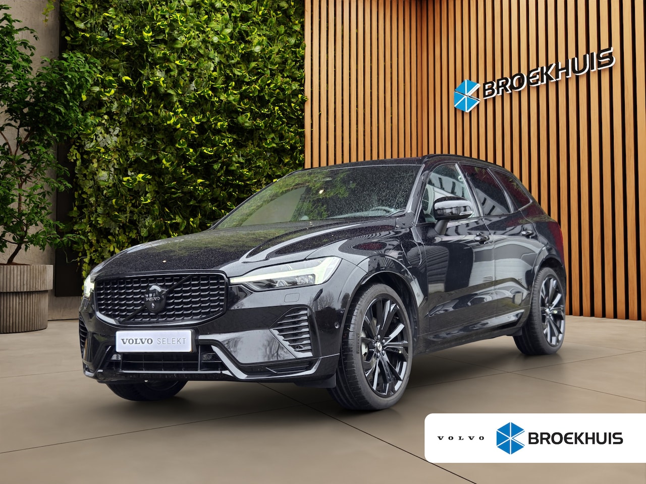 Volvo XC60 - 2.0 T8 Plug-in hybrid AWD Ultra Black Edition | Bowers&Wilkins | Luchtvering | Trekhaak | - AutoWereld.nl