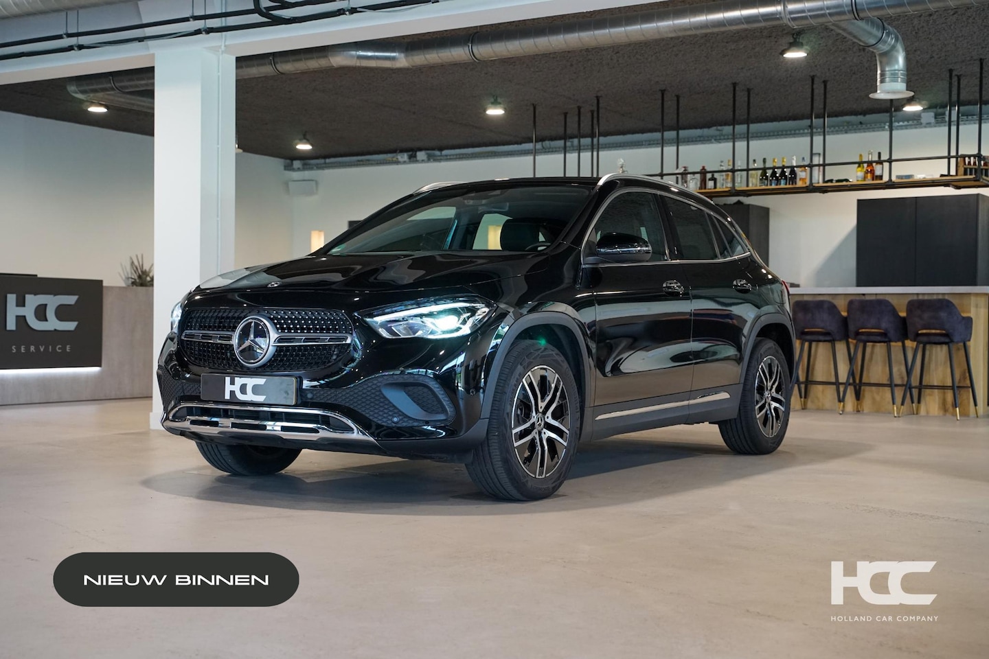 Mercedes-Benz GLA-Klasse - 200 Luxury | NL auto | Leder | Camera | Sfeer | Nieuw Model - AutoWereld.nl