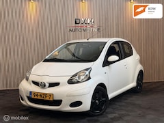 Toyota Aygo - 5D 1.0 Dynamic Navigator APK-2027 NAVI BT AIRCO
