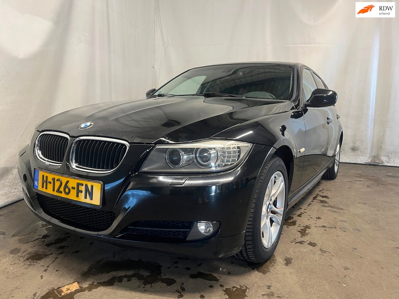 BMW 3-serie Touring - 318i High Executive - Schade - Motor tikt - AutoWereld.nl