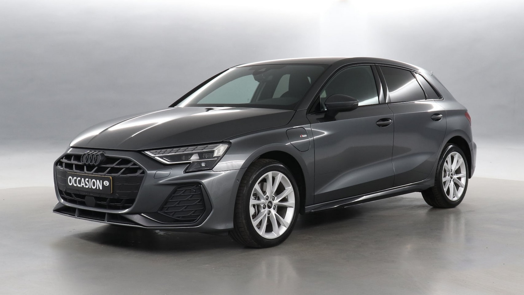 Audi A3 Sportback - 40 TFSI 204pk e S edition S-Tronic / Navigatie / Stoelverwarming / Camera 13 - AutoWereld.nl