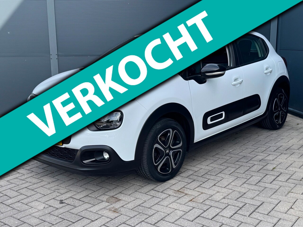 Citroën C3 - 1.2 PureTech Business 58.000 km !! Carplay - AutoWereld.nl