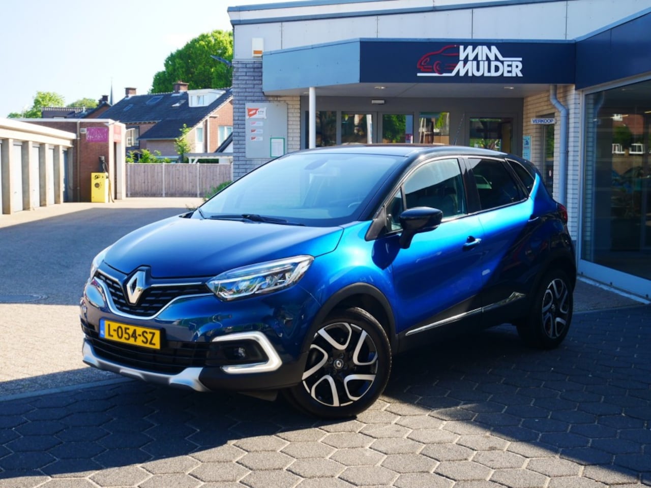 Renault Captur - 1.2 TCE INTENS        **Clima//Navi//Lm//Th ** - AutoWereld.nl