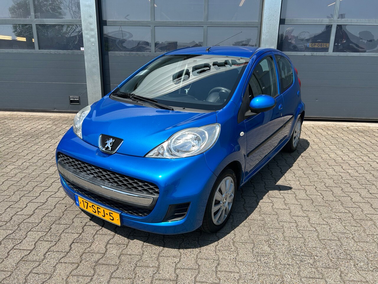Peugeot 107 - 1.0 68pk 5-drs XS - AutoWereld.nl