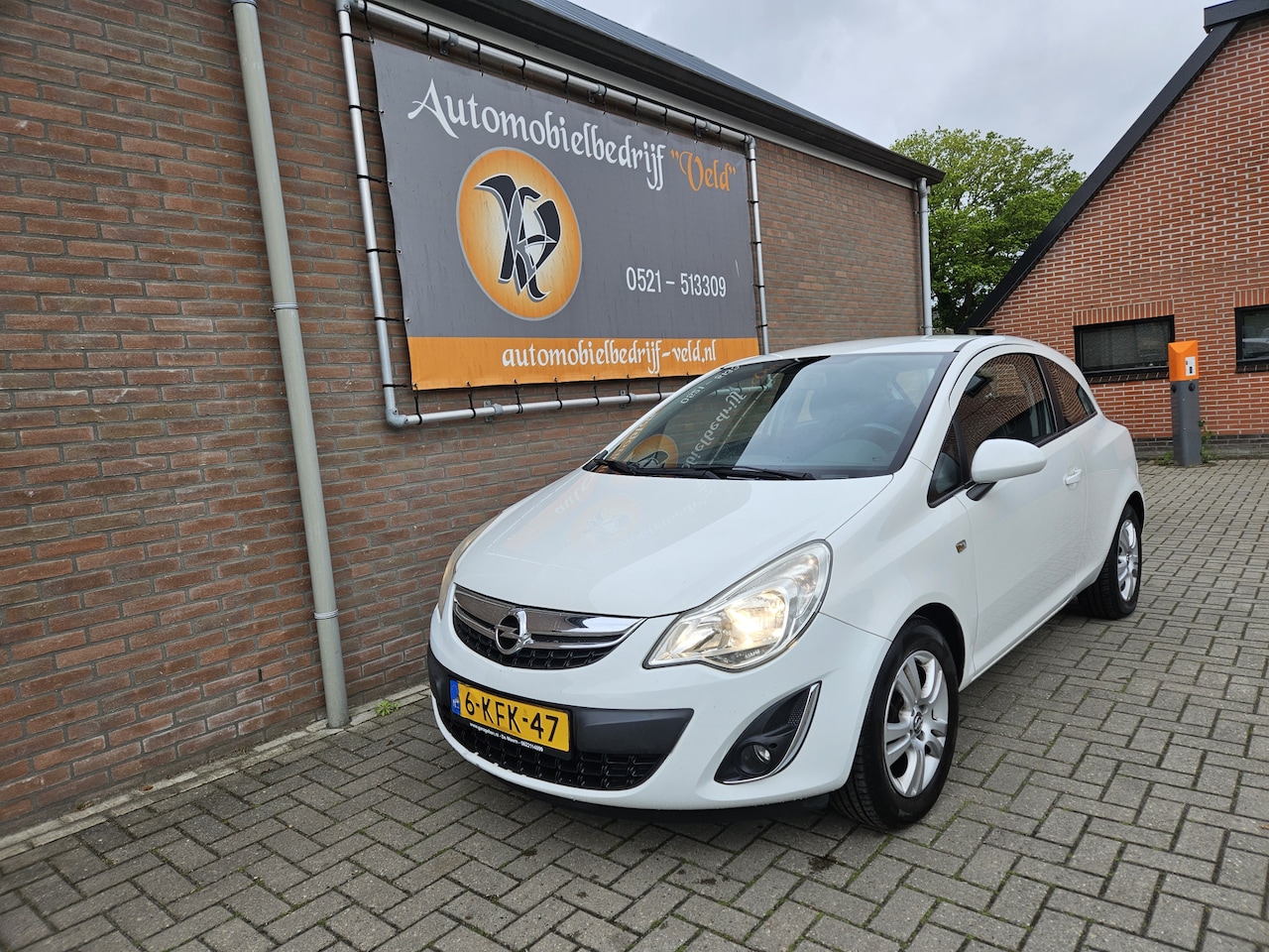 Opel Corsa - 1.2 Anniversay Edition LPG - AutoWereld.nl