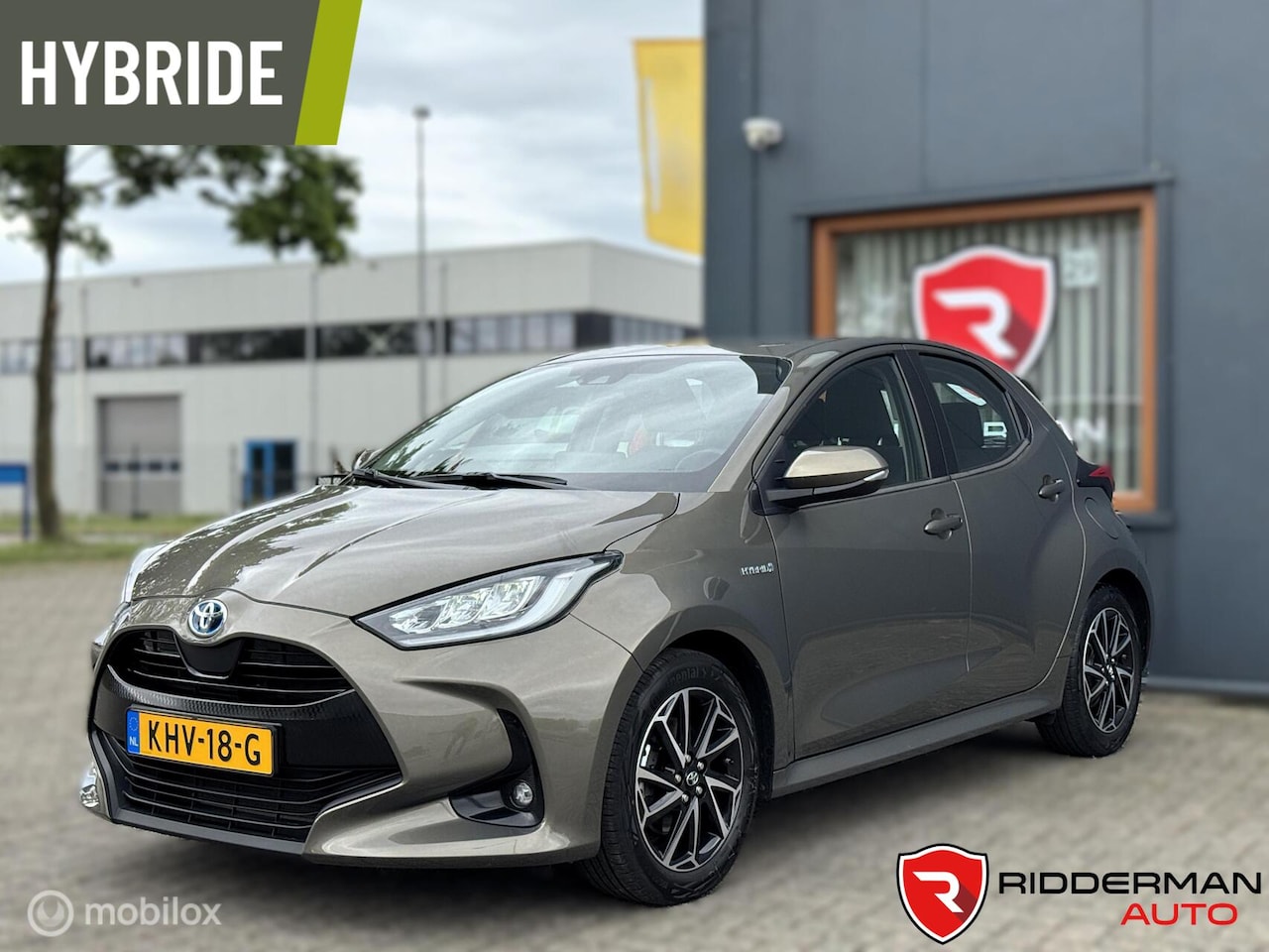 Toyota Yaris - 1.5 Hybrid Team|Automaat|Stoelvw|LED|Garantie - AutoWereld.nl