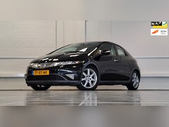 Honda Civic - 1.8i 16V Sport Nieuwe APK Garantie 7" Scherm