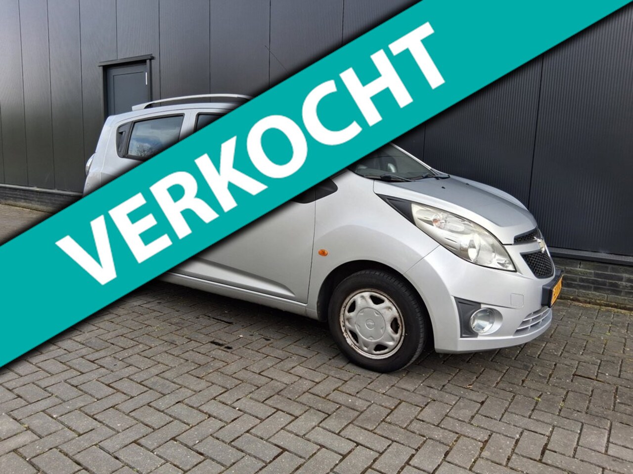 Chevrolet Spark - 1.0 16V LS / apk 29-3-2027 / 126483 k.m. - AutoWereld.nl