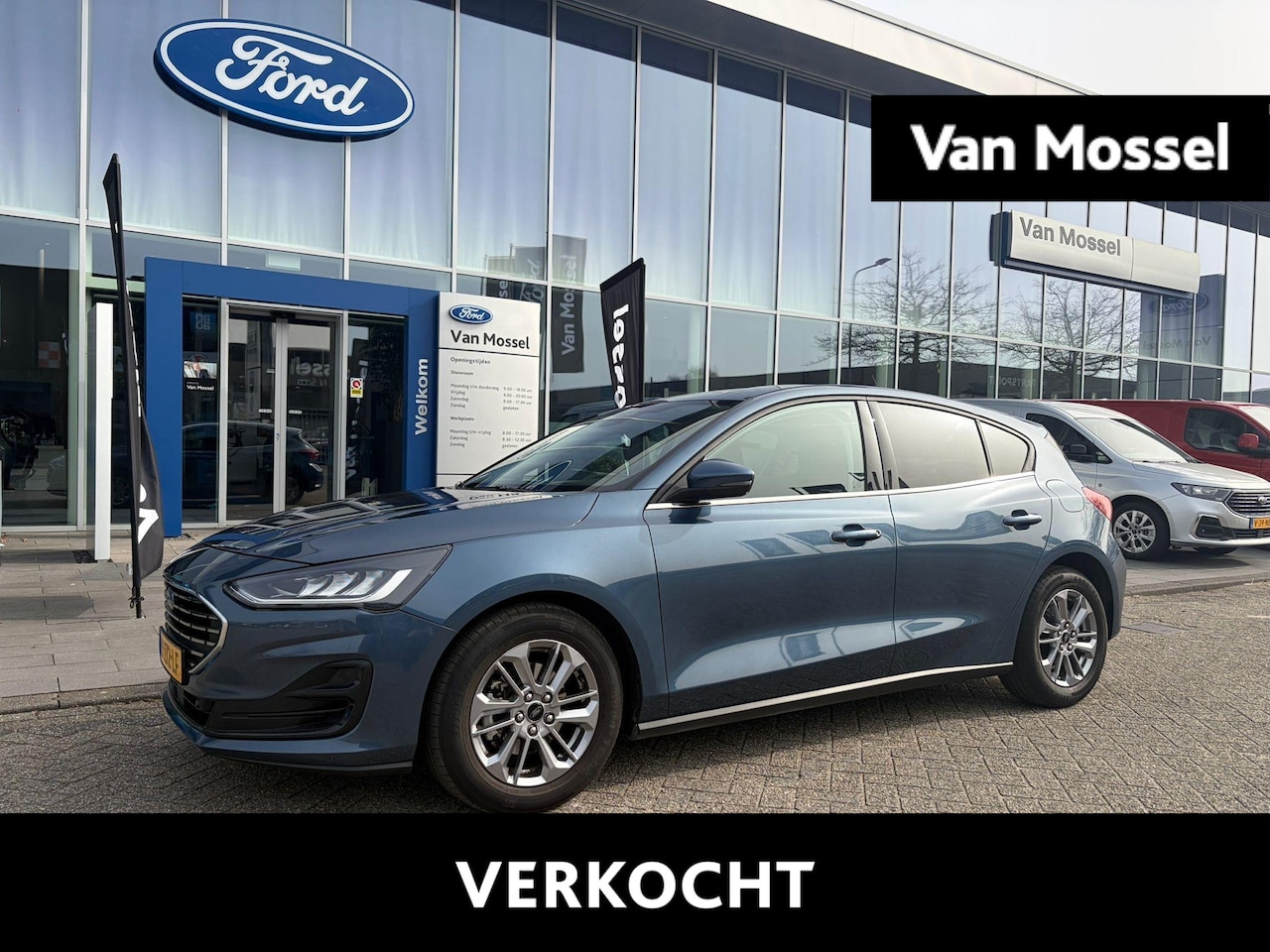 Ford Focus - 1.0 EcoBoost Hybrid Titanium | CARPLAY | PARKEERSENSOREN | WINTER PACK | - AutoWereld.nl