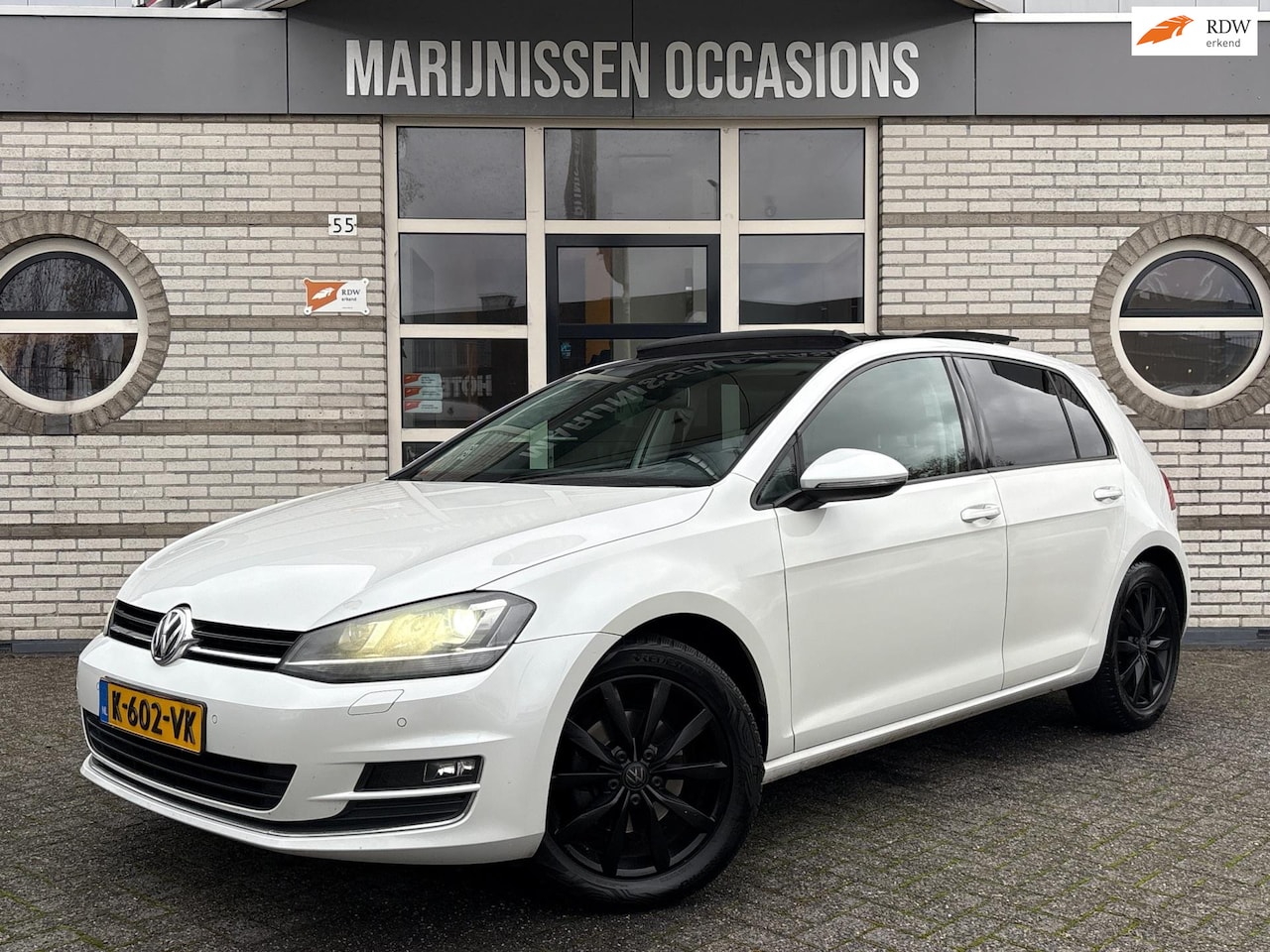 Volkswagen Golf - 1.4 TSI Highline |Pano,PDC,Stoelvw,Cruise| - AutoWereld.nl