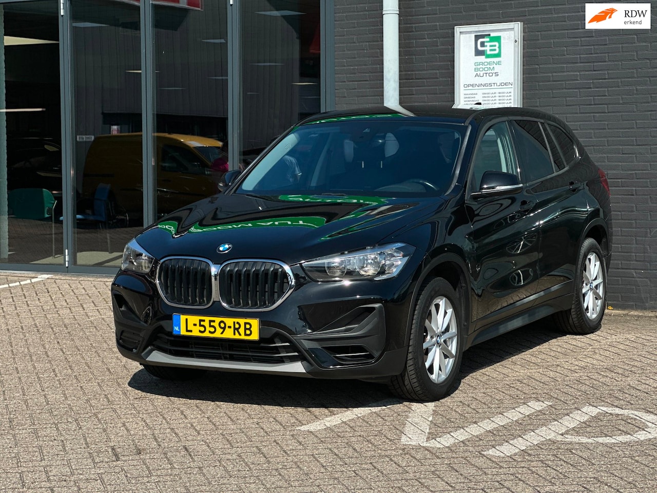 BMW X1 - SDrive18i High Executive Edition/NAVI/DEALERONDERHODEN/NETTE STAAT!!! - AutoWereld.nl