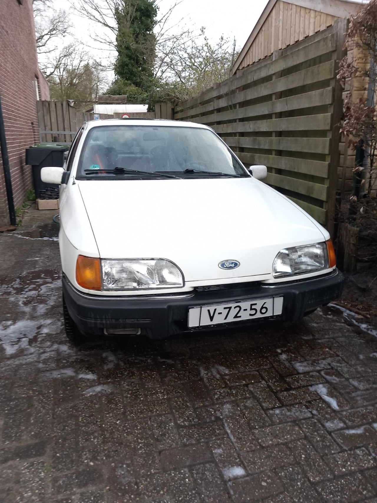 Ford Sierra - 2.0 Ghia - AutoWereld.nl