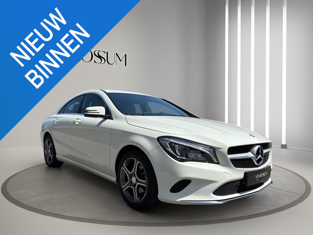 Mercedes-Benz CLA-Klasse - 200 | Airco (automatisch)| Sportstoelen | Geheugen | Led | Sensoren | Trekhaak wegklapbaar - AutoWereld.nl