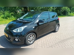 Hyundai i10 - 1.0i Airco / Stoel-Stuur verwarming