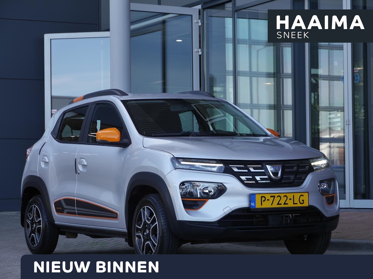 Dacia Spring - Expression 27 kWh | Achteruitrijcamera | Parkeersensoren achter | Lichtmetalen velgen | Ai - AutoWereld.nl