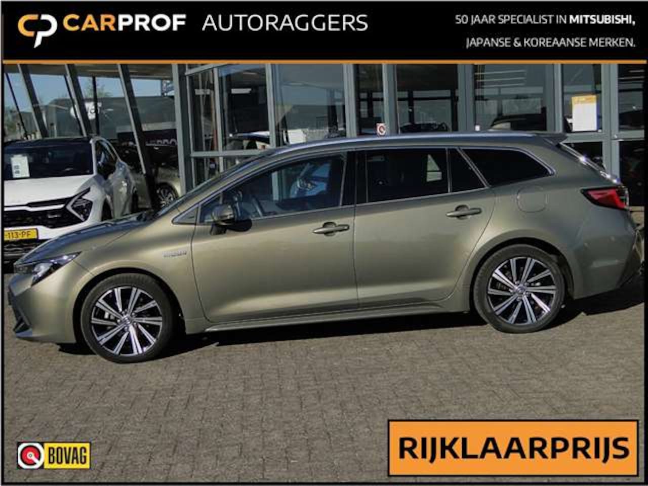Toyota Corolla Touring Sports - 1.8 Hybrid Dynamic | Led | Carplay | Adaptief | Leer/Stof - AutoWereld.nl