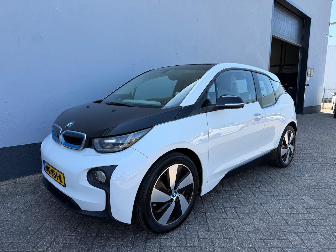 BMW i3 - High Voltage Edition 94Ah 33 kWh - AutoWereld.nl