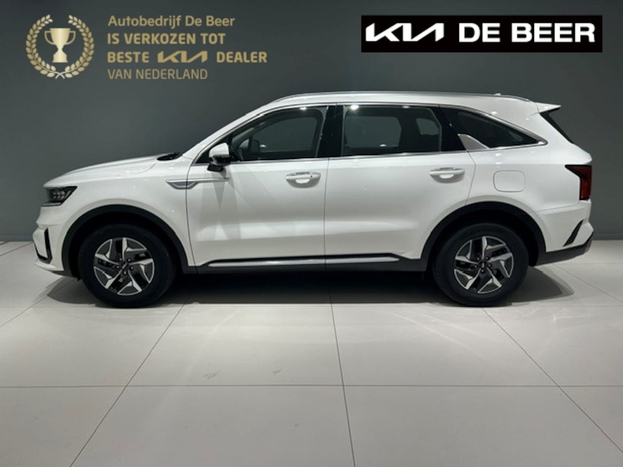 Kia Sorento - 1.6 T-GDi 230pk Hybrid Aut 7-zitpl. DynamicLine - AutoWereld.nl