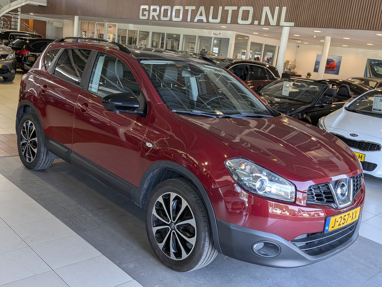 Nissan Qashqai - 2.0 Connect Edition Automaat Airco, Cruise Control, Trekhaak, Stuurbekrachtiging - AutoWereld.nl