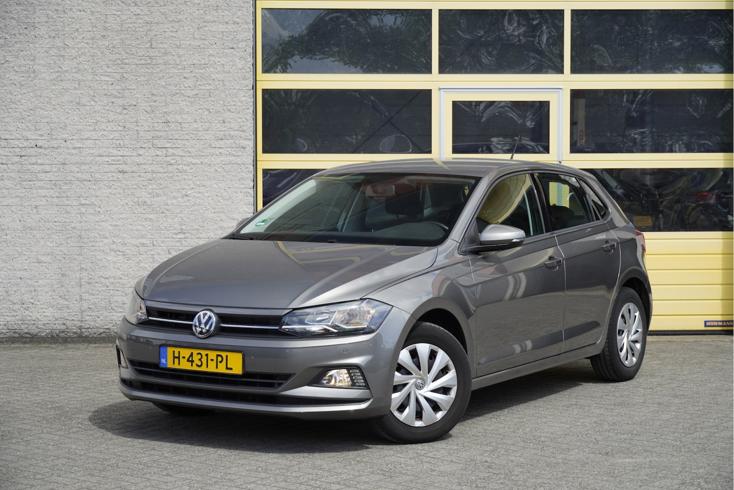 Volkswagen Polo - 1.0 TSI Comfortline BJ2020 Led | Pdc | App-Connect | Navi | Airco | Cruise control | Getin - AutoWereld.nl