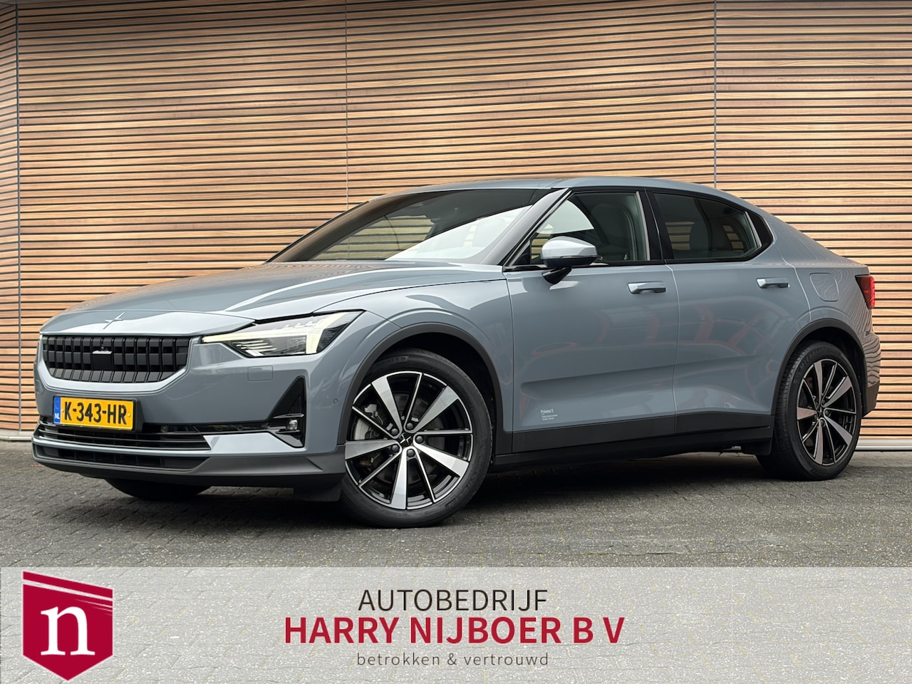 Polestar 2 - Long Range Dual Motor Launch Edition 78kWh Panoramadak / Navigatie / 360 camera / SOH 91.4 - AutoWereld.nl
